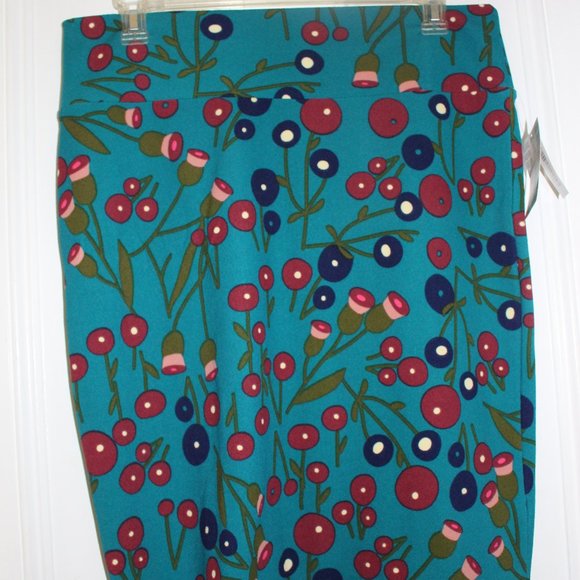 NWT LuLaRoe Cassie Pencil Skirt Floral or Similar Print Lightweight Sz 2XL - Picture 1 of 4